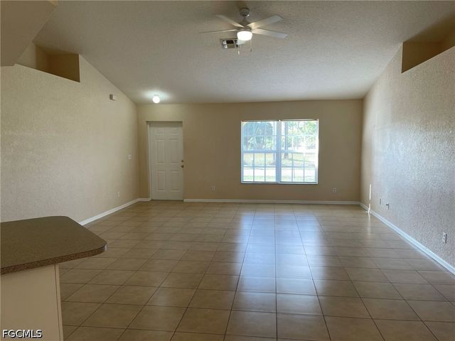 1835 NW 31st TER, Cape Coral, FL 33993