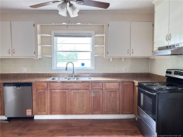 5200 Cypress Road, Fayetteville, NC 28304