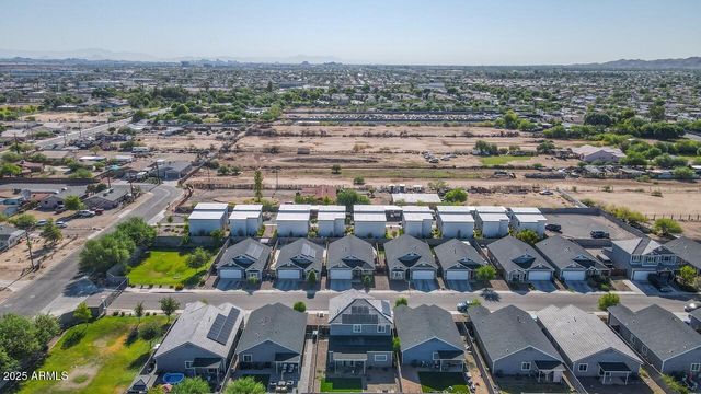 1135 E CHIPMAN Road, Phoenix, AZ 85040