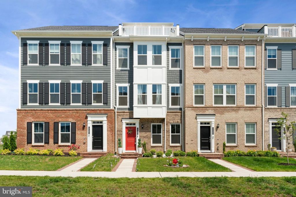 17303 TURNSTONE DR, Dumfries, VA 22026
