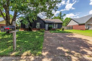 2590 S Avalon Drive, Horn Lake, MS 38637