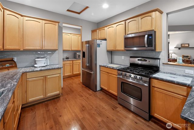 11221 SE 216th Street, Kent, WA 98031