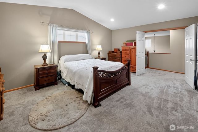 11221 SE 216th Street, Kent, WA 98031