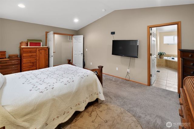 11221 SE 216th Street, Kent, WA 98031