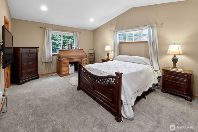 11221 SE 216th Street, Kent, WA 98031