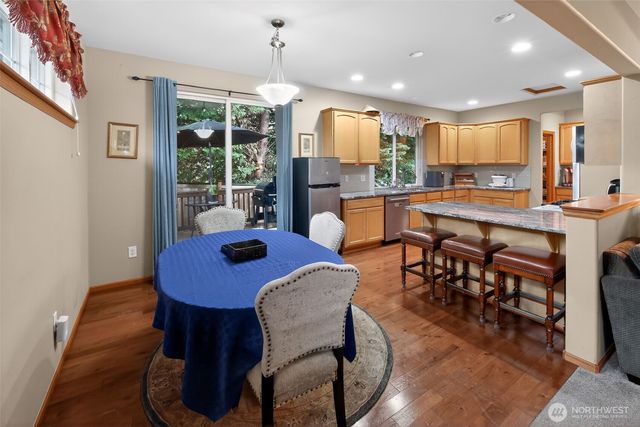 11221 SE 216th Street, Kent, WA 98031