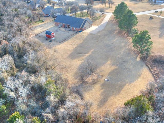 450 Hickory Hill Drive, Choctaw, OK 73020