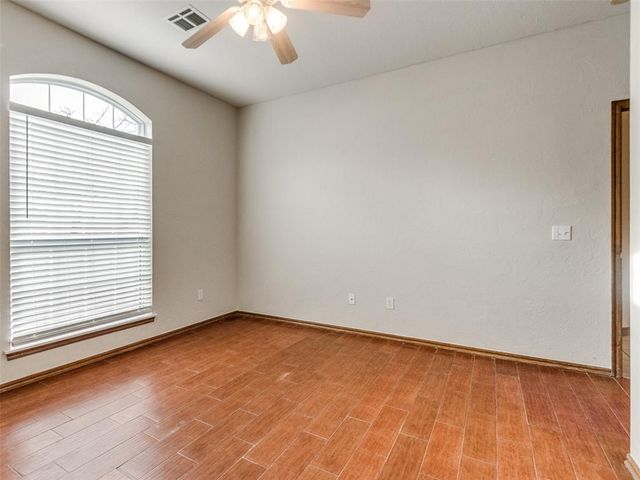 450 Hickory Hill Drive, Choctaw, OK 73020