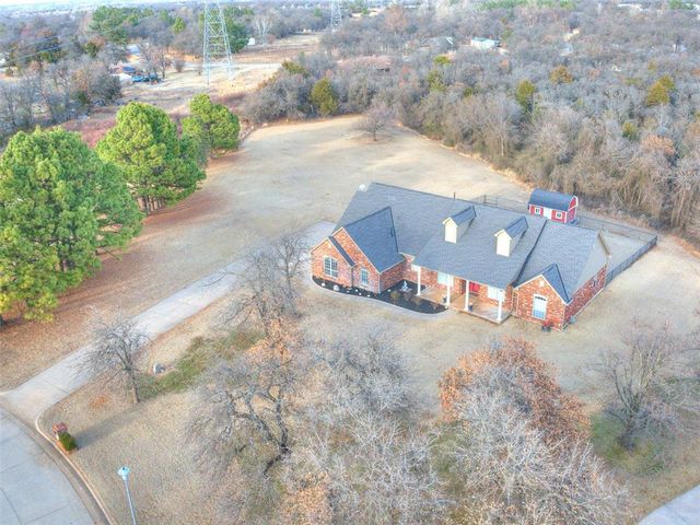 450 Hickory Hill Drive, Choctaw, OK 73020
