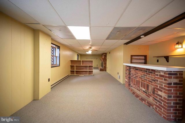 16 GLOUCESTER RD, Front Royal, VA 22630