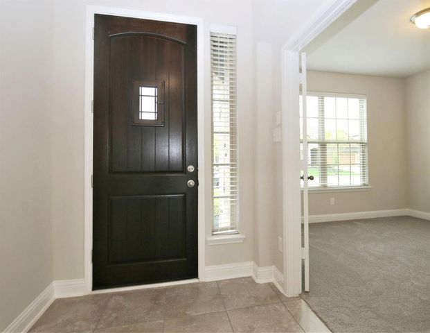 8218 Oxbow Manor Lane, Cypress, TX 77433