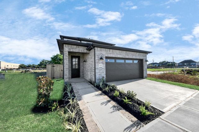 4333 Avron Drive, Stafford, TX 77477