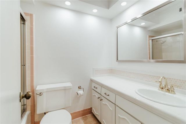 2529 NW 62nd Street 127, Oklahoma City, OK 73112