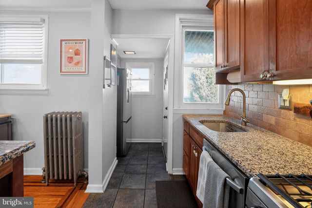 404 KINGSLEY ST, Philadelphia, PA 19128