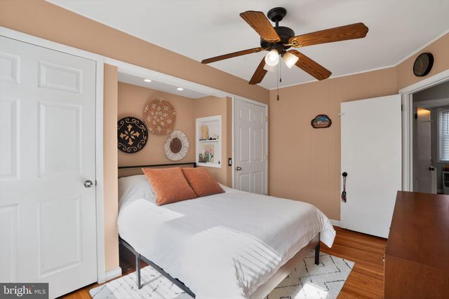 404 KINGSLEY ST, Philadelphia, PA 19128