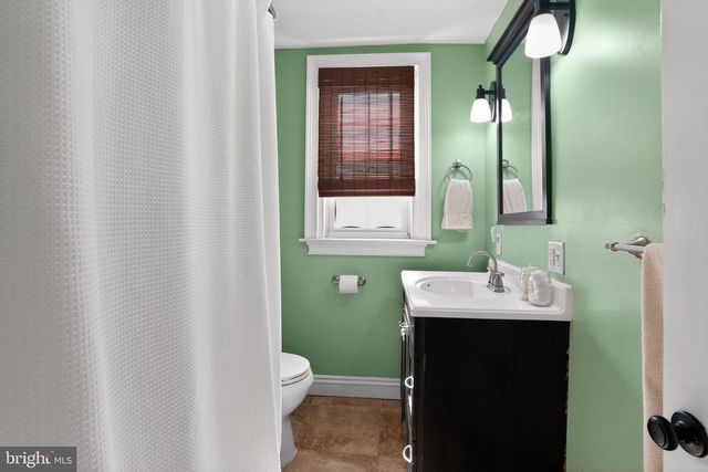 404 KINGSLEY ST, Philadelphia, PA 19128