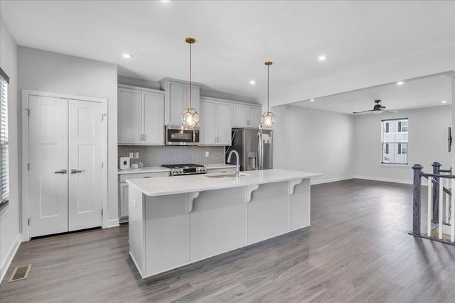 97 KOHLMYER DR, Pennsauken, NJ 08110