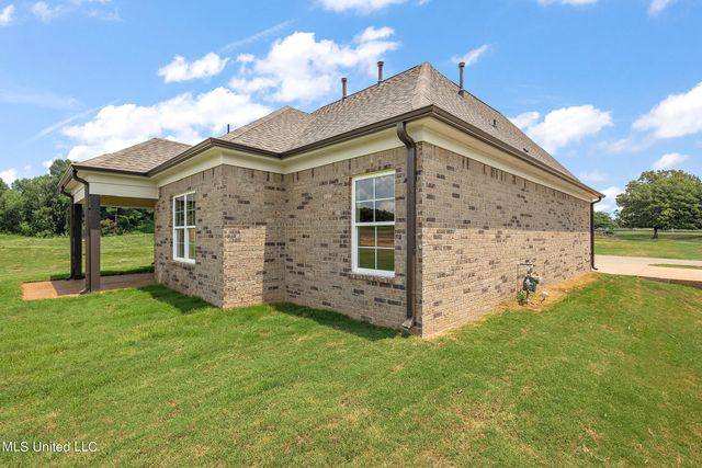 6432 Clover Court, Walls, MS 38680