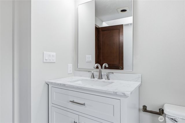 225 McElroy Place, Puyallup, WA 98371