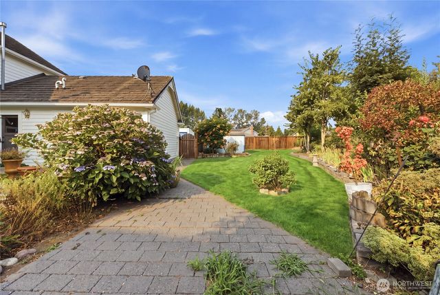 225 McElroy Place, Puyallup, WA 98371