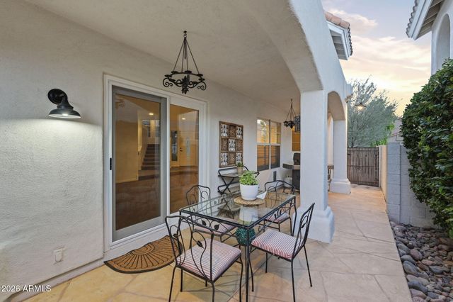 6628 E SUGARLOAF Street, Mesa, AZ 85215