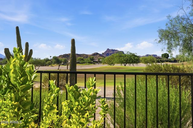 6628 E SUGARLOAF Street, Mesa, AZ 85215