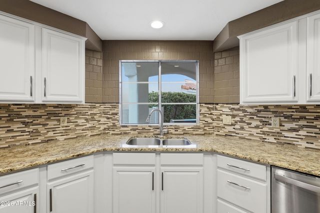 6628 E SUGARLOAF Street, Mesa, AZ 85215