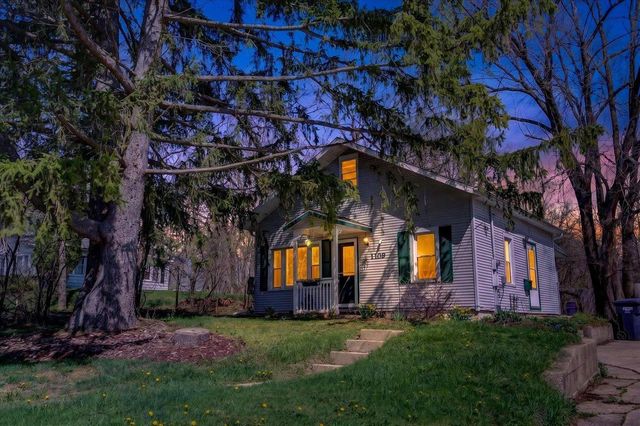 1109 Blaine Street, Edgerton, WI 53534