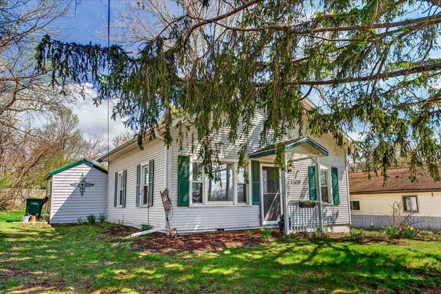 1109 Blaine Street, Edgerton, WI 53534