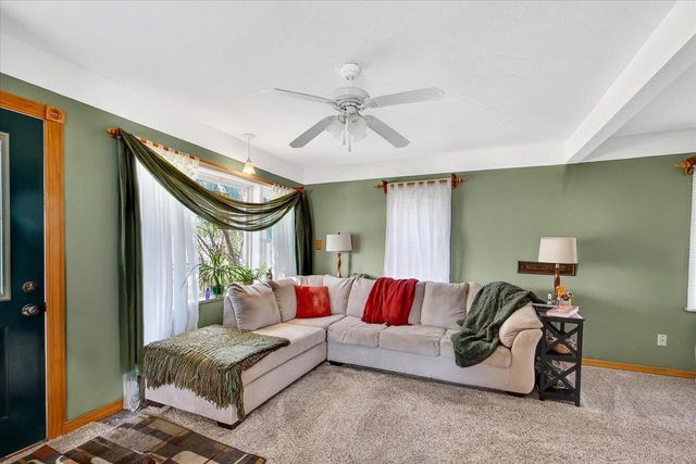 1109 Blaine Street, Edgerton, WI 53534
