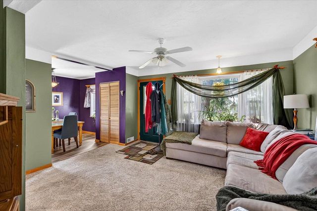1109 Blaine Street, Edgerton, WI 53534