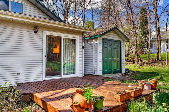 1109 Blaine Street, Edgerton, WI 53534