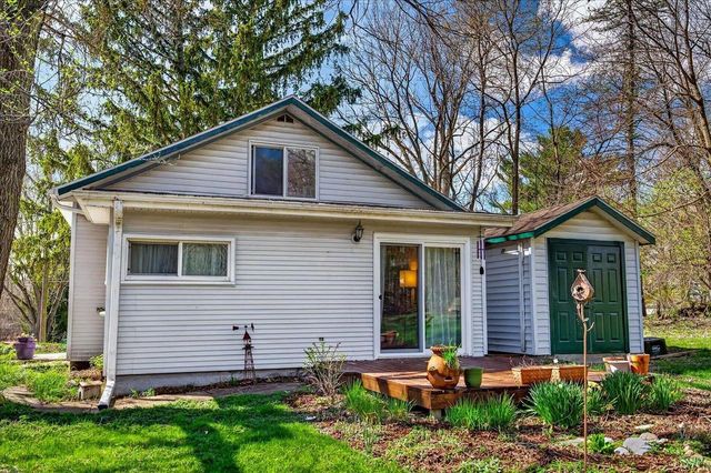 1109 Blaine Street, Edgerton, WI 53534