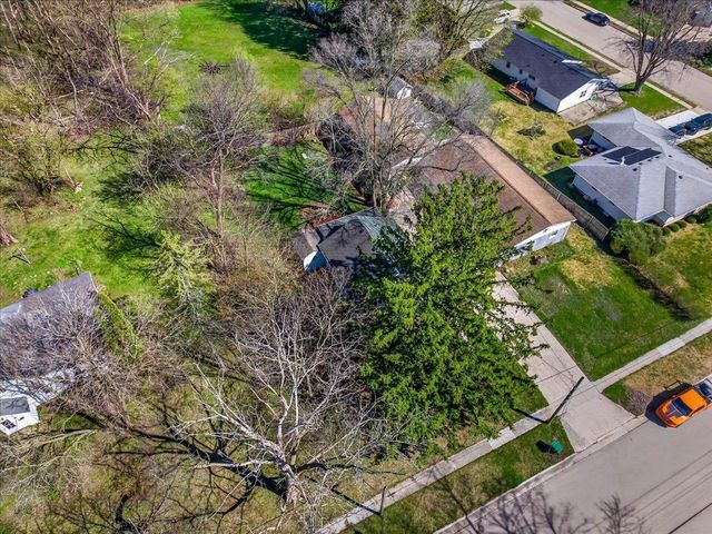 1109 Blaine Street, Edgerton, WI 53534