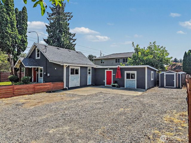 14918 75th Street Ct E, Sumner, WA 98390