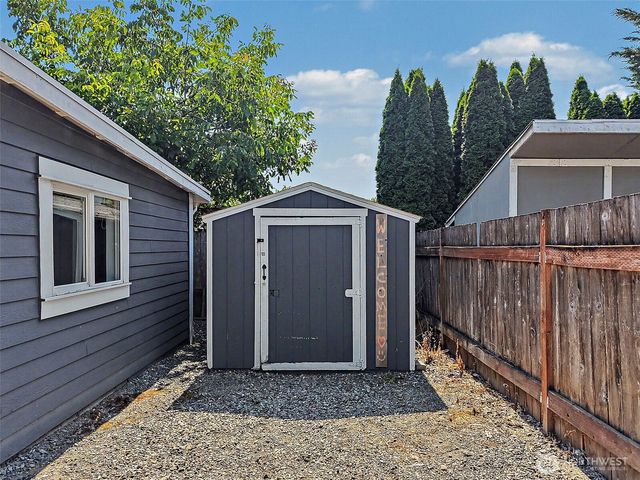 14918 75th Street Ct E, Sumner, WA 98390