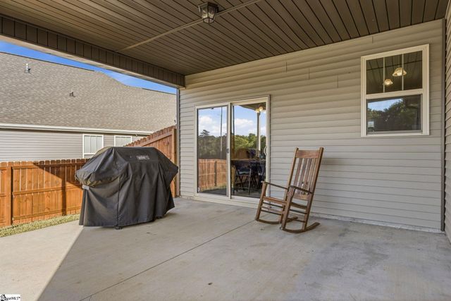 11 Forest Ridge Way, Greenville, SC 29617