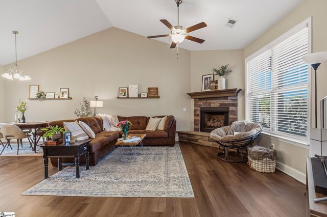 11 Forest Ridge Way, Greenville, SC 29617