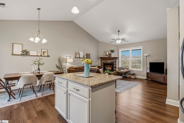 11 Forest Ridge Way, Greenville, SC 29617