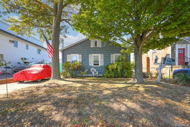 870 Guy Lombardo Avenue, Freeport, NY 11520