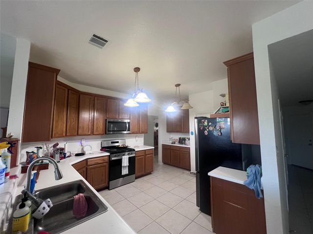 4113 Natural Bridge CT SW, Round Rock, TX 78681