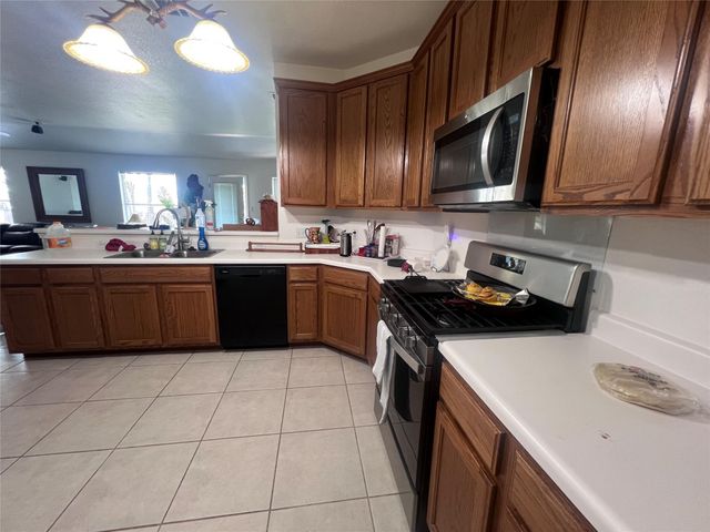 4113 Natural Bridge CT SW, Round Rock, TX 78681