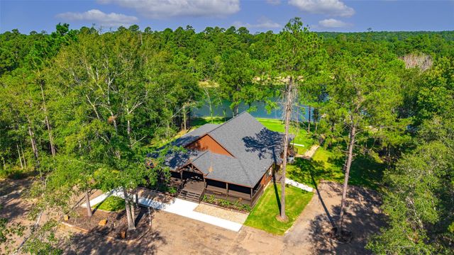 101 Longfellow Road, New Waverly, TX 77358