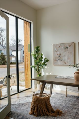 7319 Casa Loma Avenue, Dallas, TX 75214