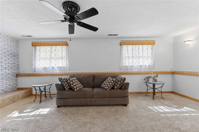 7127 Lake Shore Boulevard, Mentor, OH 44060