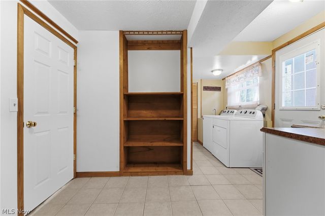 7127 Lake Shore Boulevard, Mentor, OH 44060