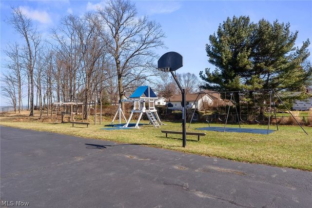 7127 Lake Shore Boulevard, Mentor, OH 44060