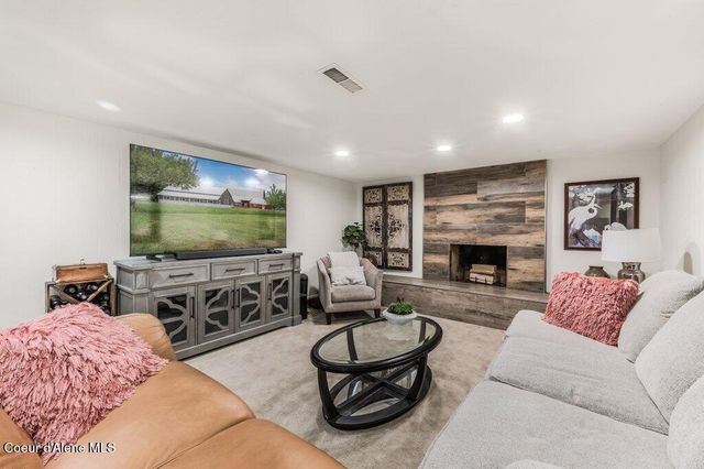 1032 N 23rd ST, Coeur D'alene, ID 83814