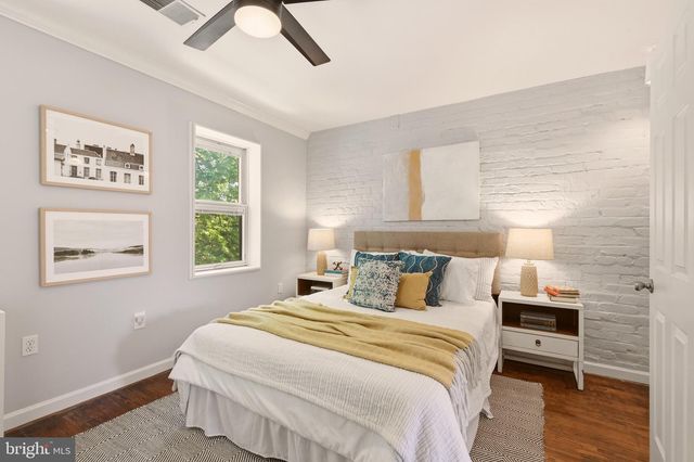 329 17TH ST SE, Washington, DC 20003