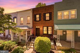 329 17TH ST SE, Washington, DC 20003